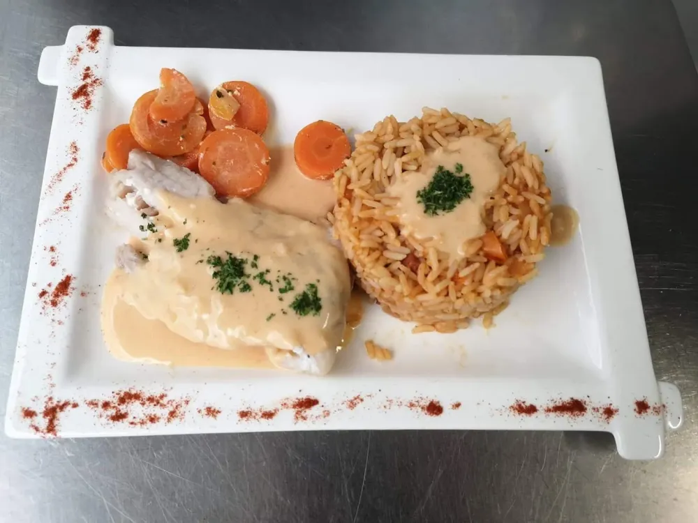 Dos de colin sauce dugléré - riz